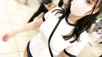 I went running in Ikebukuro with no bra, big tits gym clothes and bloomers and wearing a toy.