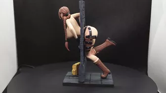 Lara Croft Tomb Raider Stuck diorama