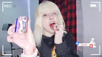 ???????????????? eating a delicious nucita candy ????????