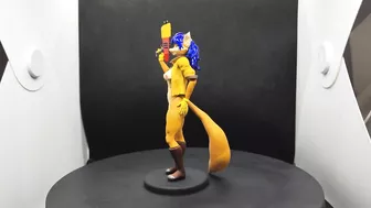 Carmelita figure