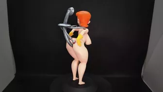 Dexter`s mom robot figure