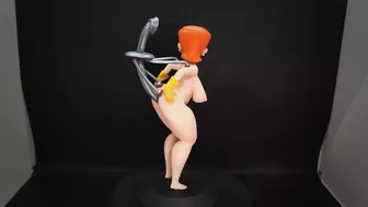 Dexter`s mom robot figure