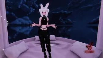 WillowWispy VR is a sexy blonde bunny girl who needs a nice hard stuffing