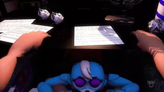 toy bonnie under desck