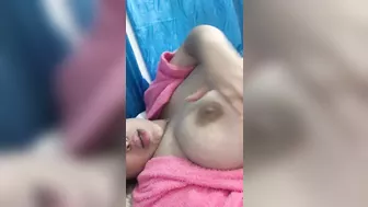 Bounce big tits full milk yummy yummy