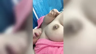 Bounce big tits full milk yummy yummy