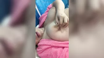 Bounce big tits full milk yummy yummy