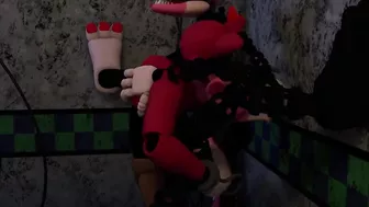 mangle finds foxy alone and horny