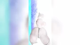 Sexy furry strip tease in the shower and dancing (Vr vtuber)