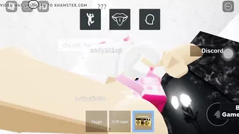 Sex cookie tug of war in Roblox