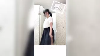 Hentai japanese girl exposes masturbation in a public toilet