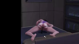 SIMS 4 - HOT BRUNETTE PILLOW HUMPING AND JACKING OFF STRAP ON