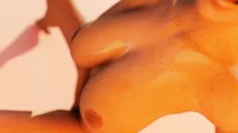 Horny & Wet Camgirl with huge boobs ????????